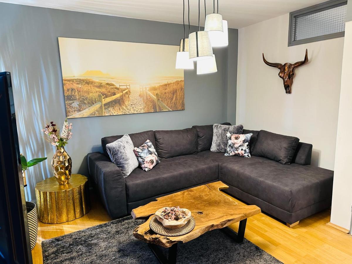 Appartamento Stilvoll-Mit Balkon- Zentral - Netflix-Nespresso Essen Esterno foto
